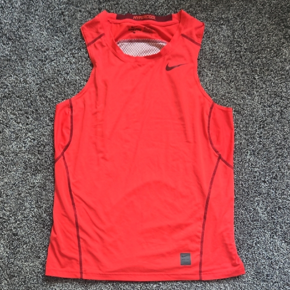Nike Pro Dri-fit Hypercool Red Sleeveless Top, Size Large - Picture 1 of 5